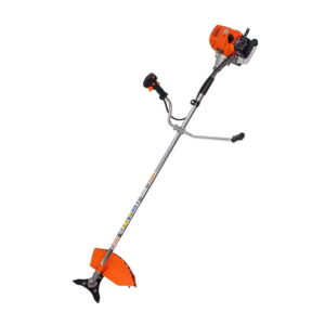 TRIMER MOTORNI GT540 OPTIMUS 2.5KS je pogodan za održavanje zelenih površina, košenje trave i uklanjanje neželjene vegetacije iz vašeg dvorišta.