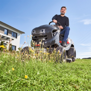 TRAKTORSKA KOSILICA SA KORPOM COMFORT PRO V2